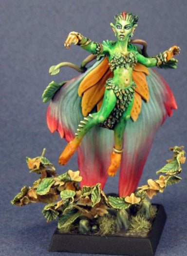 Reaper | Nyrissa Dryad Queen Pathfinder | 28mm Metal Blister Pack