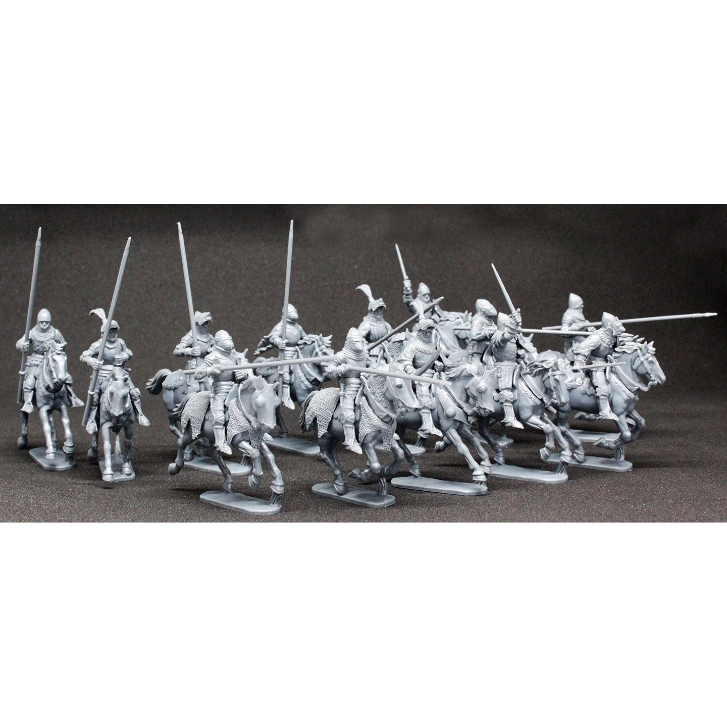 Perry Miniatures | HYW Agincourt Mounted Knights 1415-1429 | 28mm Plastic Unit | North Star Games | Miniature Kingdoms