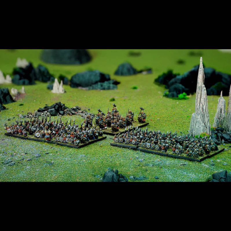 Grand Battle Scale | Classic Fantasy Battles | Dwarven Host | 10mm Plastic Unit