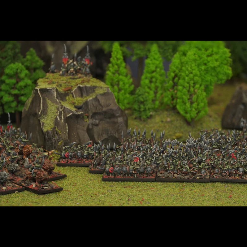 Wargames Atlantic | Grand Battle Scale | Classic Fantasy Battles | Orc Horde | Plastic Unit