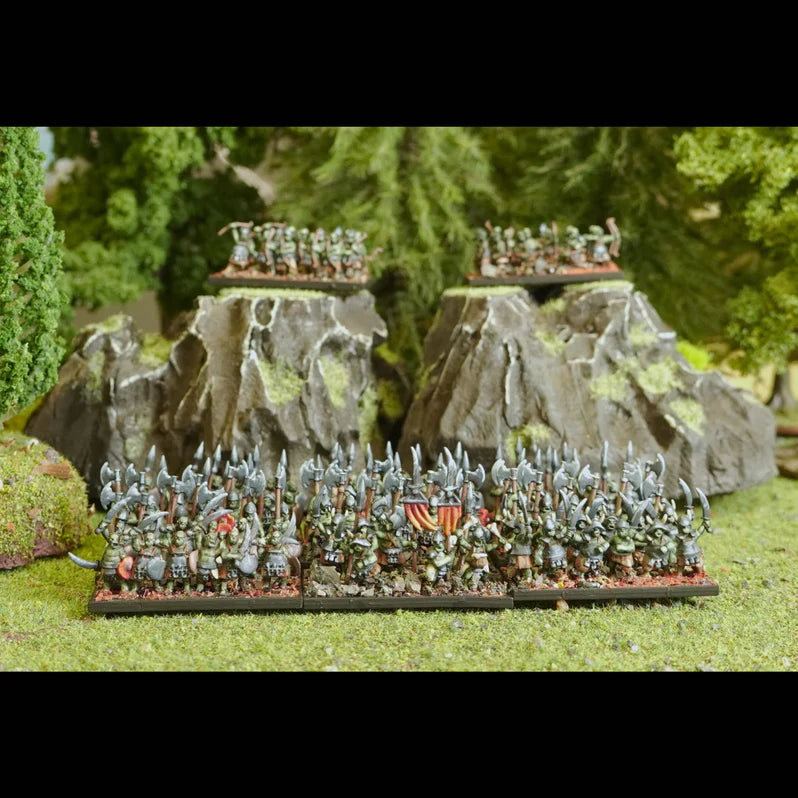 Wargames Atlantic | Grand Battle Scale | Classic Fantasy Battles | Orc Horde | Plastic Unit
