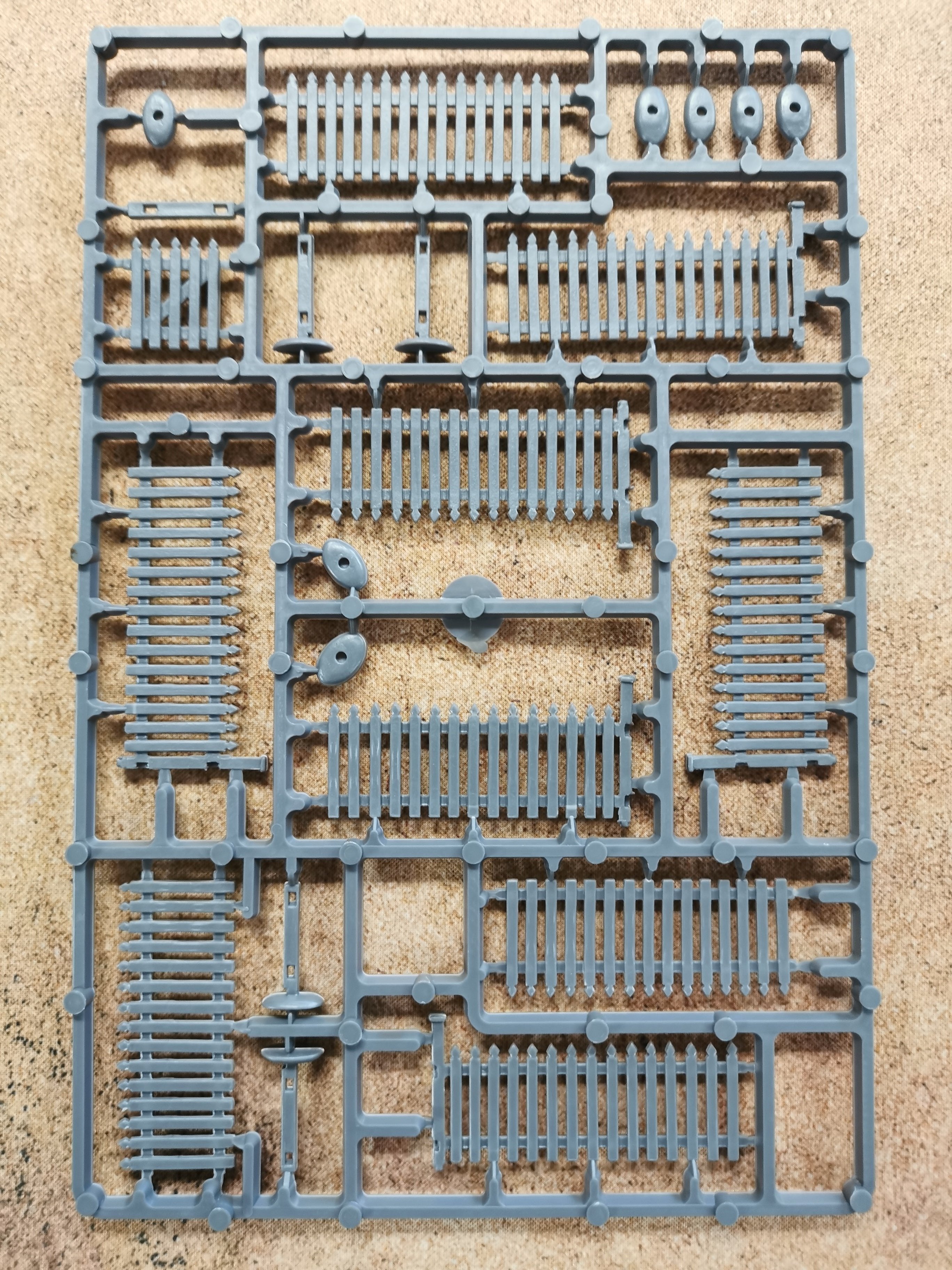 Renedra | Picket Fence | 28mm Plastic Terrain