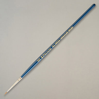 Pro Arte | All Media | Size 10/0 Miniature Brush Blue Handle