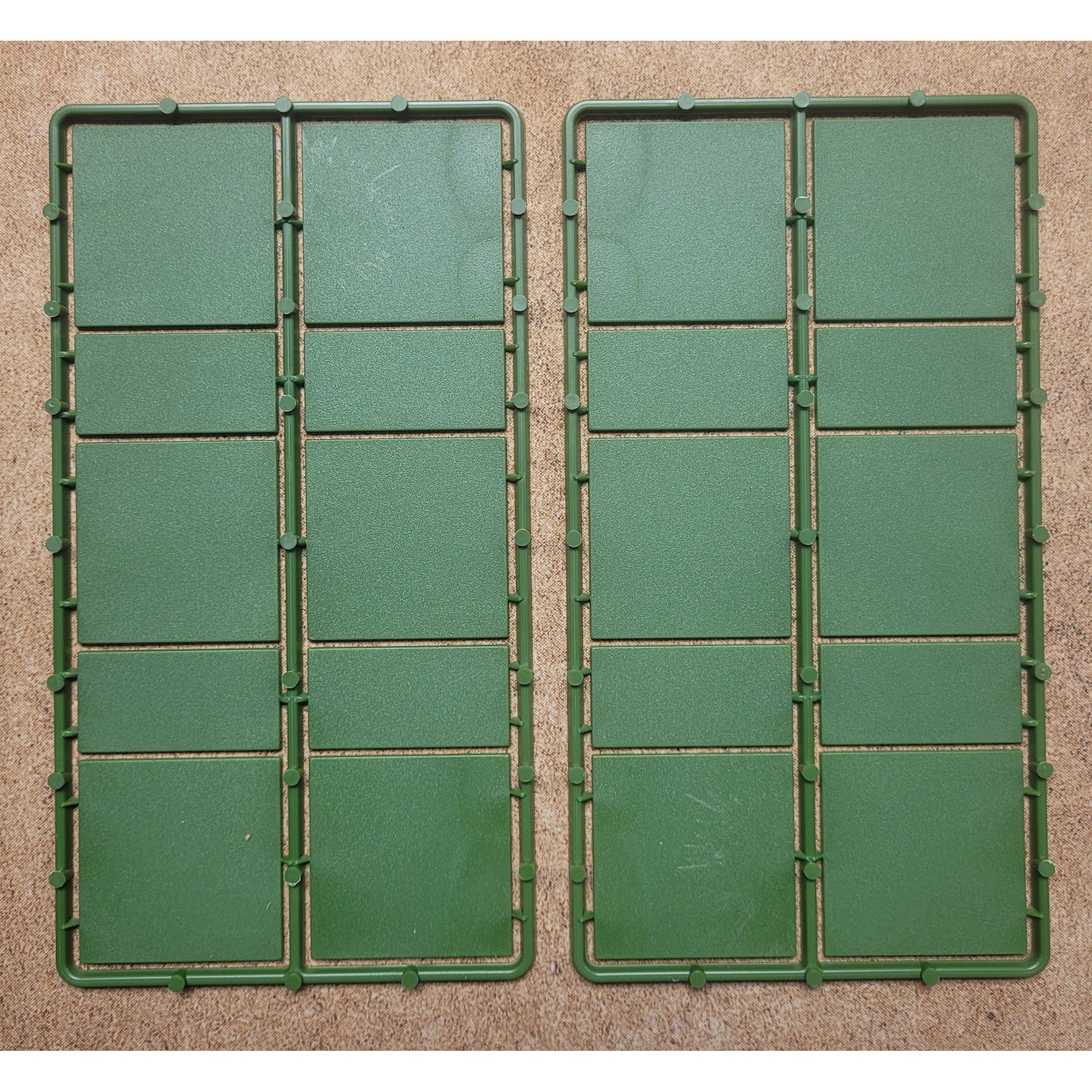 Renedra | Bases | Mixed Rectangle Bases | Hard Plastic Bases