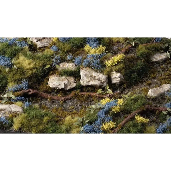 Wild Flowers | Bluebeard Flowers Blue | Tufts | GGFS-BLU